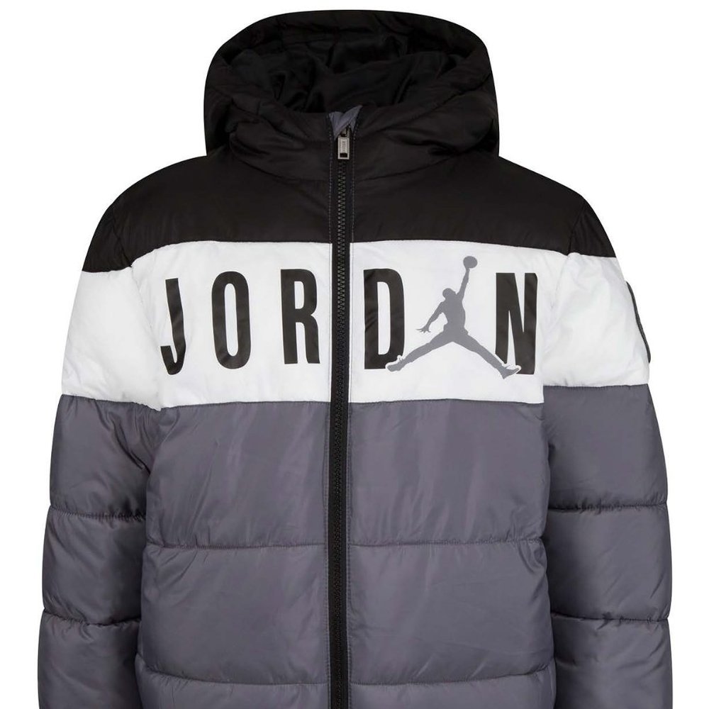 Jordan (Puffy Jacket) Jacket Coat for Kids - Brans New Size 6 -  Color Gunsmoke